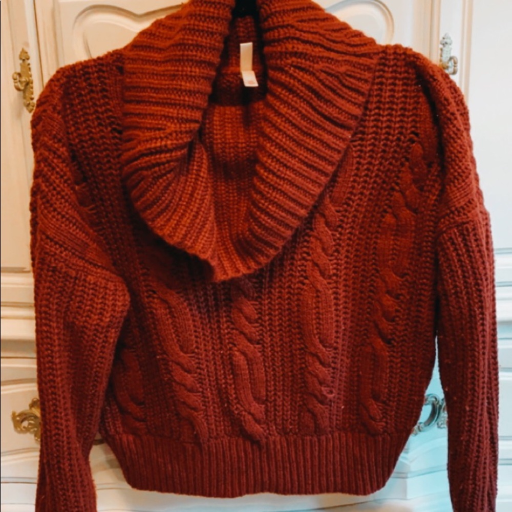 Sweater